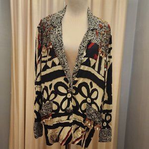 VTG. FAITH Small Lightweight Rayon Jacket Black White Red Beads and Seashells